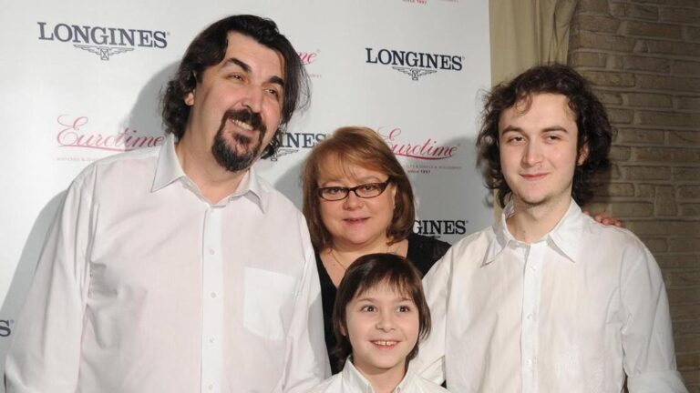 Heartbreaking Final Wish: Igor Zolotovitsky’s Son 9 Days Before His Father’s Passing
