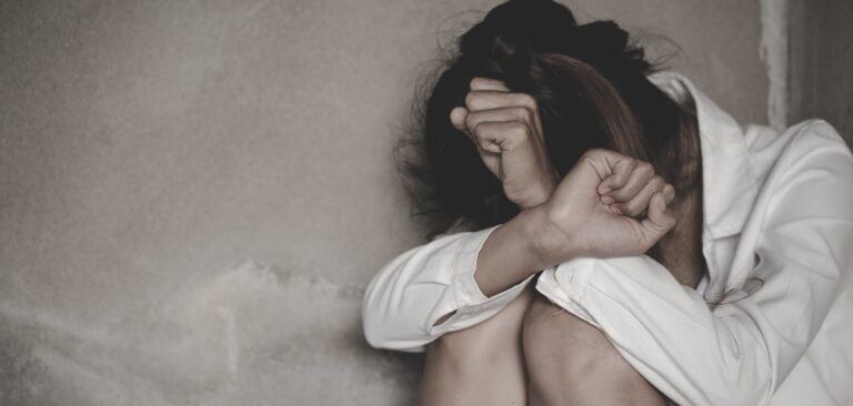 Recognizing Abusive Relationships: Signs and Steps to Break Free