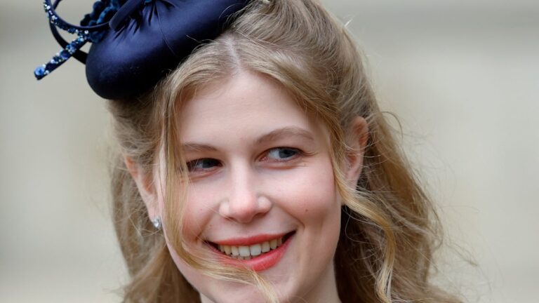 Lady Louise Windsor’s Heartwarming Bond with Her Royal Godfather: A Story of Texts and Togetherness