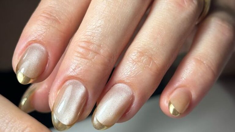 Top 10 Minimalist Gold Nail Designs to Elevate Your Style in 2026