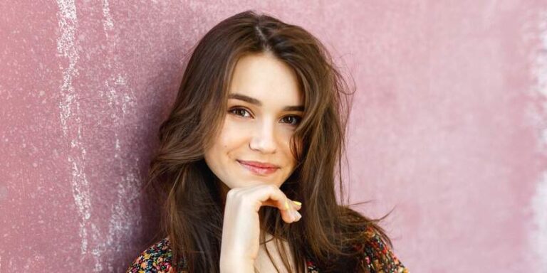 Elizabeth Misnikova: Embracing Uniqueness and Chasing Dreams