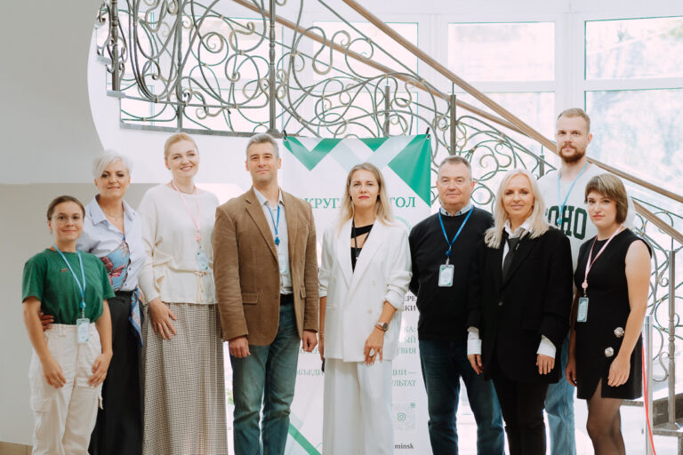 Breaking Barriers: The Power of Unified Communication Between Doctors and Educators