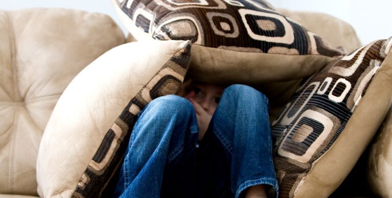 Mom, I’m Scared! A Child Psychologist Explains the Roots of Fears and How to Overcome Them