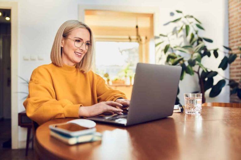 Unleash Fun & Brainpower: Top 10 Free Online Games Women Adore!