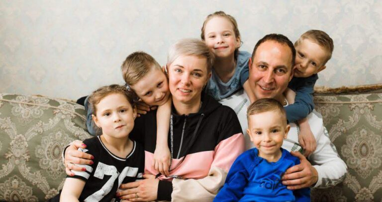 The More Children, the Stronger I Become: Belarusian Women Share Their Foster Parenting Journeys