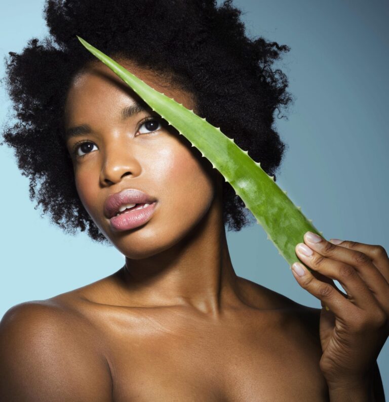 6 Incredible Natural Beauty Benefits of Aloe Vera