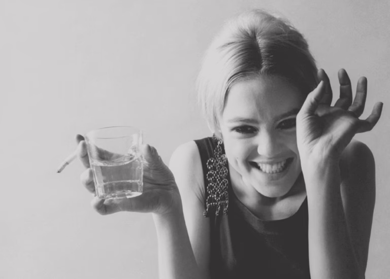 How to Dress Like a Star: Edie Sedgwick’s Iconic Style