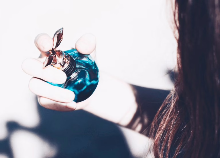 Night’s Scent: 8 Sweetest Autumn Perfumes to Elevate Your Evenings