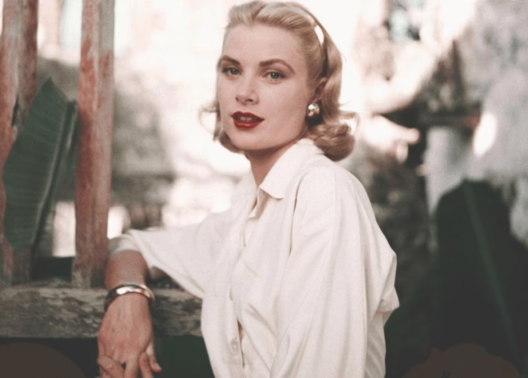 How to Dress Like a Star: Grace Kelly’s Timeless Style