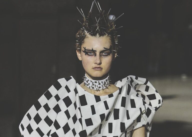 10 Bizarre Beauty Looks from New York Fashion Week