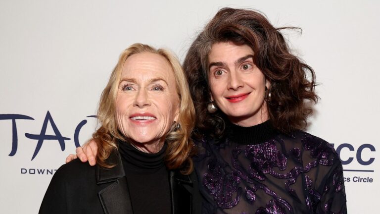 Heartfelt Reunion: Uncle Buck and Field of Dreams Stars Reconnect After Decades