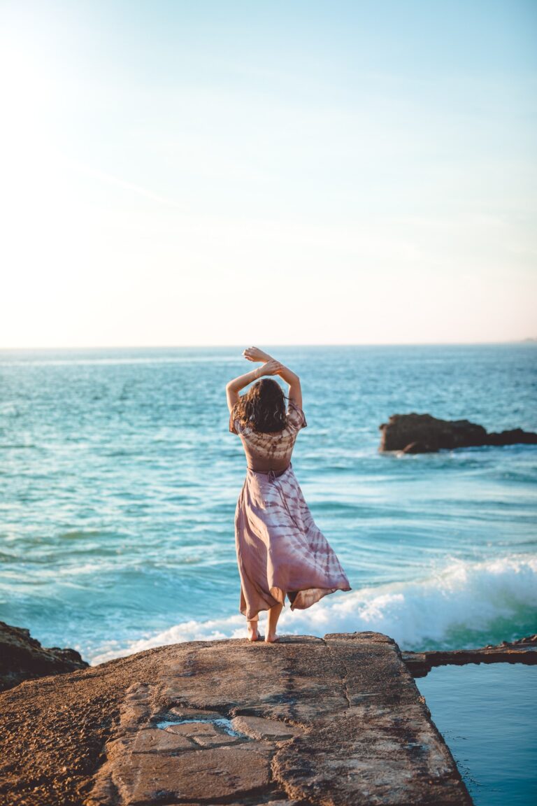 How Does Digital Marketing Help Women’s Empowerment? – Femest