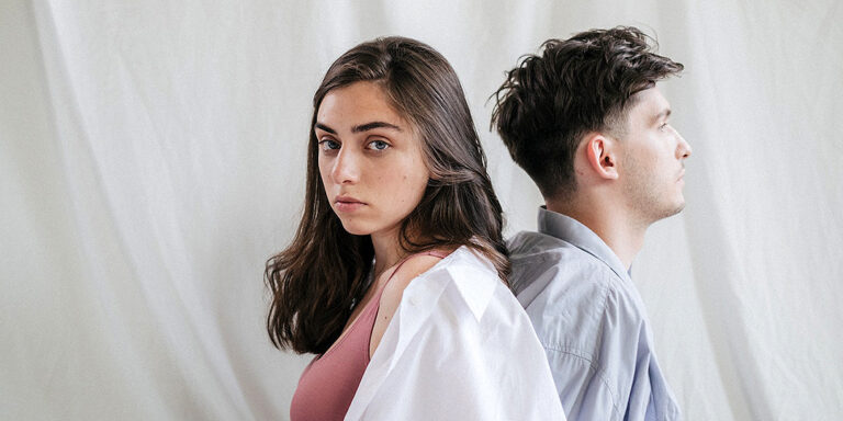 Navigating Family Crises: Insights from a Psychologist on Causes and Solutions