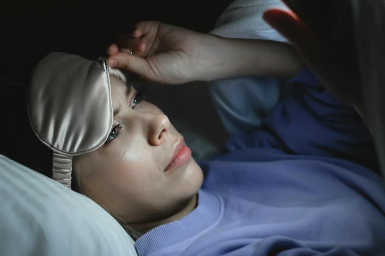 How Nighttime Scrolling Affects Your Sleep Quality: Insights from Experts