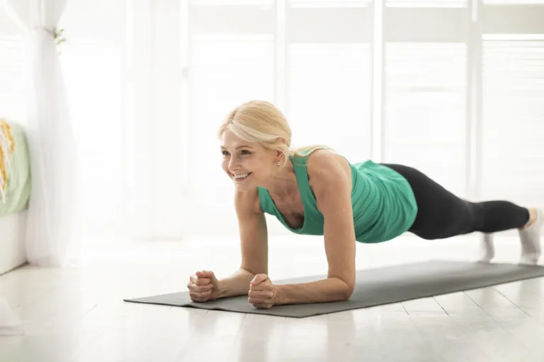 30-Day Plank Challenge: How a Stronger Core Can Sharpen Your Brain