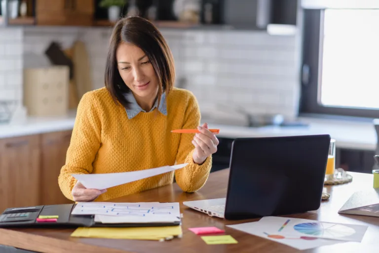 23 High-Paying Virtual Assistant Jobs to Launch Your Work-From-Home Career