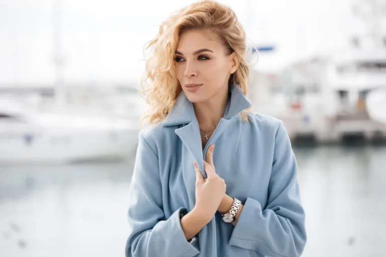 Timeless Winter Coats: The Must-Have Outerwear for Effortless Style & Warmth