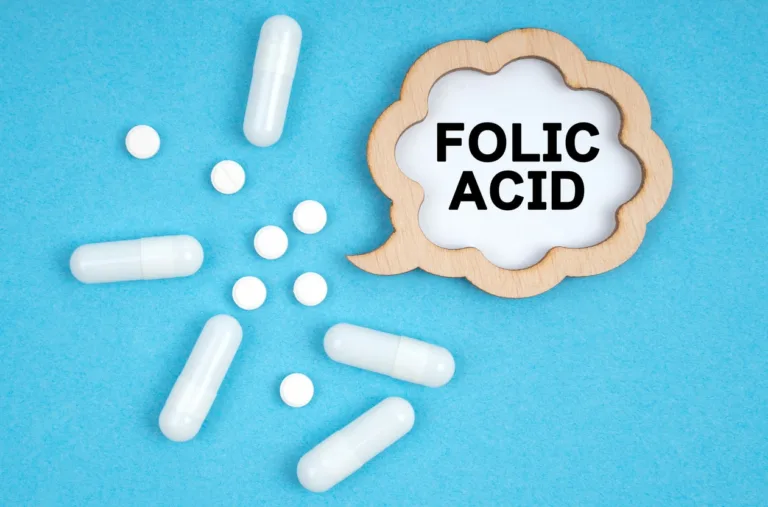 Why Folic Acid Is a Must-Have Nutrient at Every Stage of Life